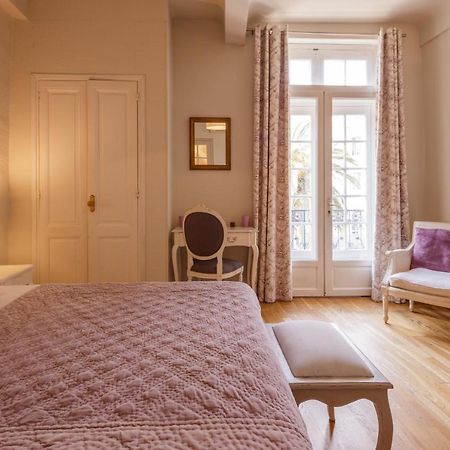Hôtel De L'Amphithéâtre Nimes Ngoại thất bức ảnh