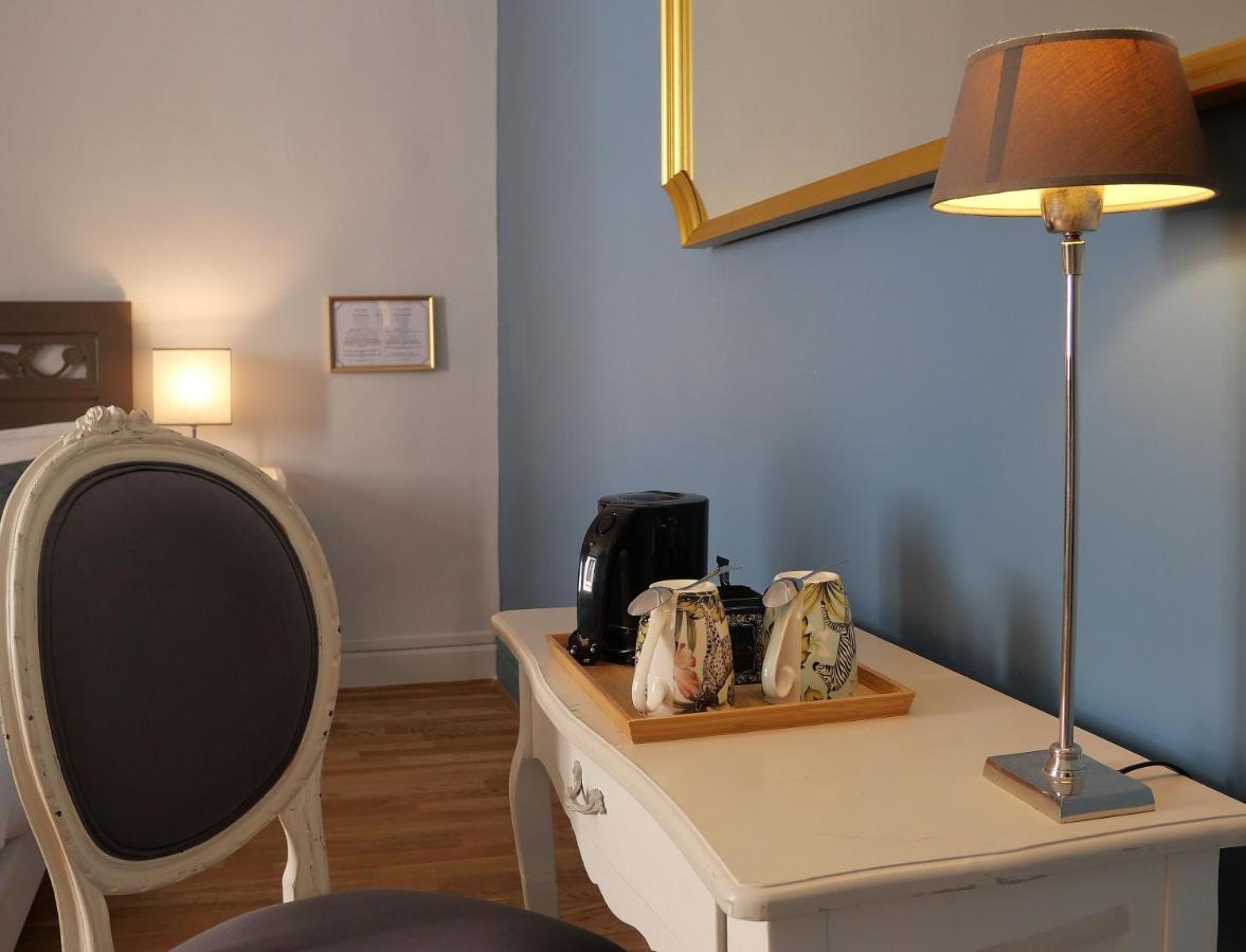 Hôtel De L'Amphithéâtre Nimes Ngoại thất bức ảnh