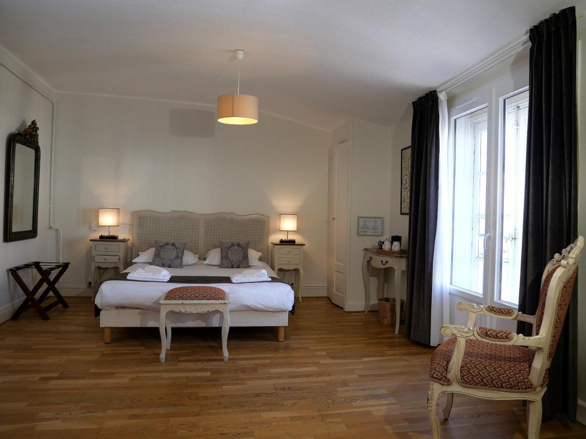 Hôtel De L'Amphithéâtre Nimes Ngoại thất bức ảnh