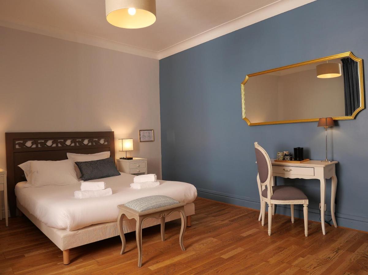 Hôtel De L'Amphithéâtre Nimes Ngoại thất bức ảnh