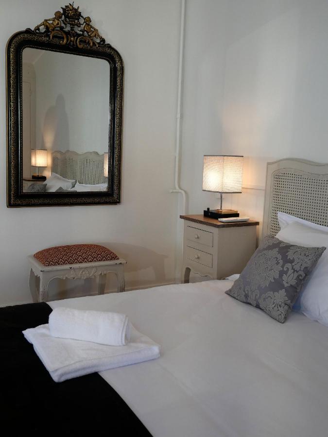 Hôtel De L'Amphithéâtre Nimes Ngoại thất bức ảnh